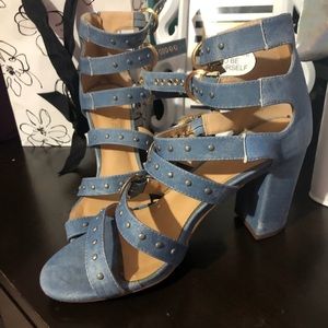 Denim Shoe with Gold Outer Designs